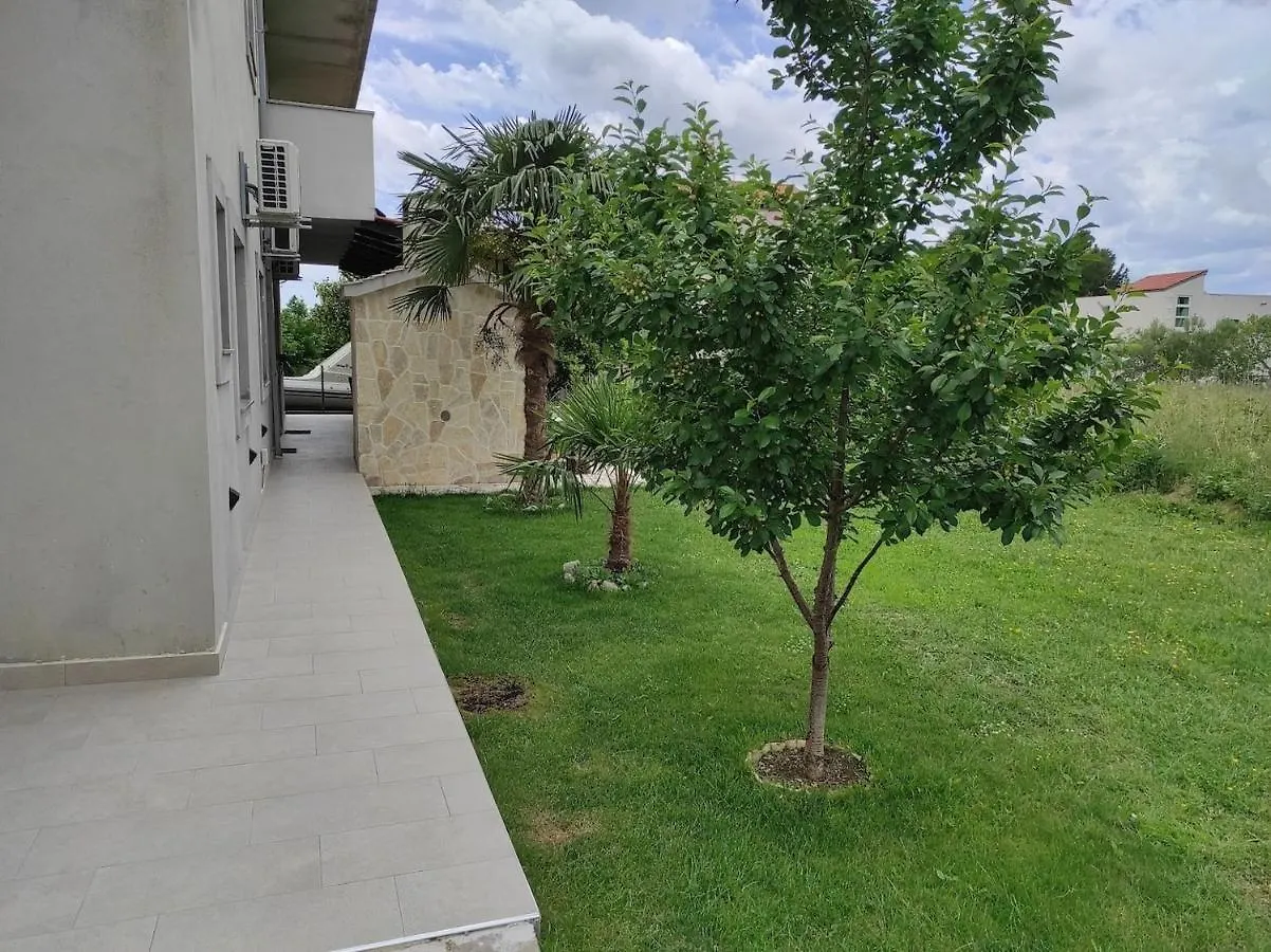 Apartments By The Sea Kastel Stafilic, Kastela - 21087
