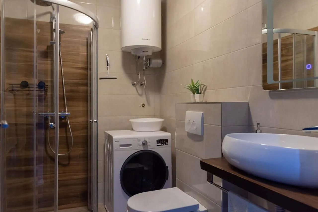 Apartments By The Sea Kastel Stafilic, Kastela - 21087 Croatia