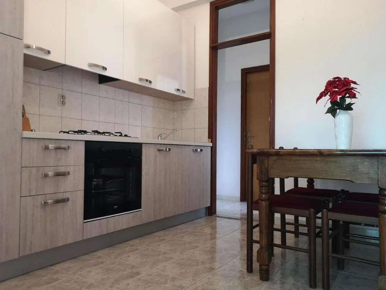 Apartments By The Sea Kastel Stafilic, Kastela - 21087