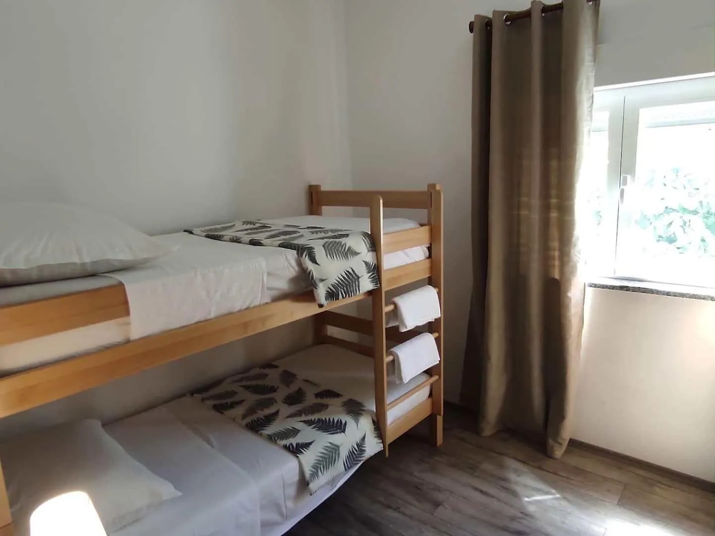Apartments By The Sea Kastel Stafilic, Kastela - 21087 0*,  Croatia