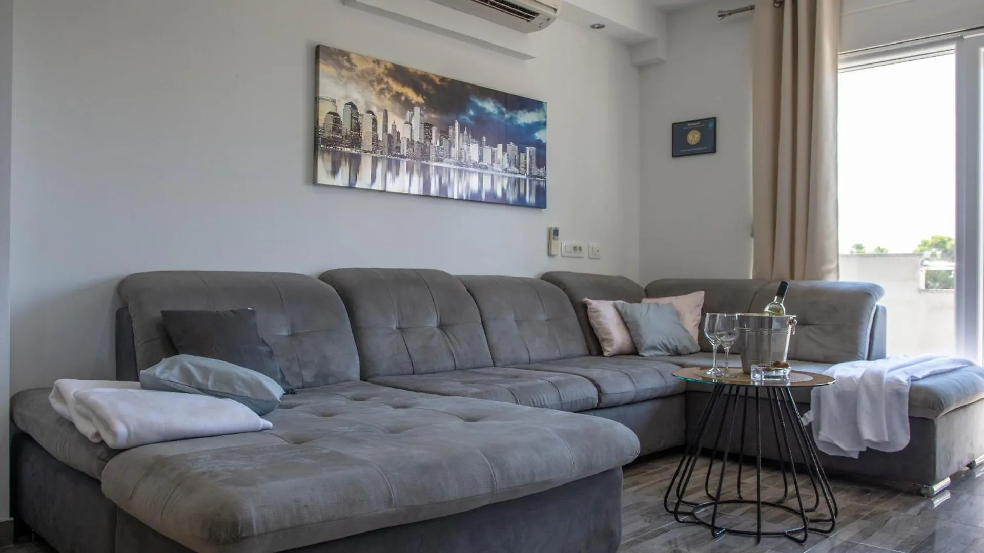 Apartments By The Sea Kastel Stafilic, Kastela - 21087 Croatia